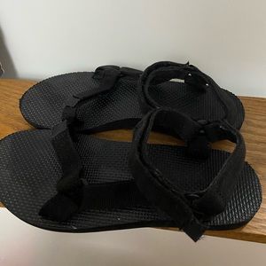 Black sandals